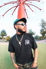 Load image into Gallery viewer, Black Embroidered D star top