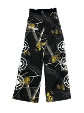 Load image into Gallery viewer, Black real tree camo pants