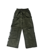Load image into Gallery viewer, Baggy 2 in 1 Olive green pants and shorts