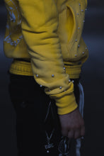 Load image into Gallery viewer, Yellow pearl zip up
