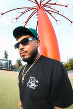 Load image into Gallery viewer, Black Embroidered D star top
