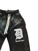 Load image into Gallery viewer, Baggy Wide Leg Ruby Plush Pants
