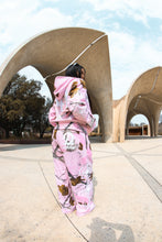 Load image into Gallery viewer, Pink real tree camo pants
