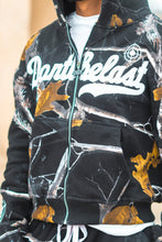 Load image into Gallery viewer, Black real tree camo zip up
